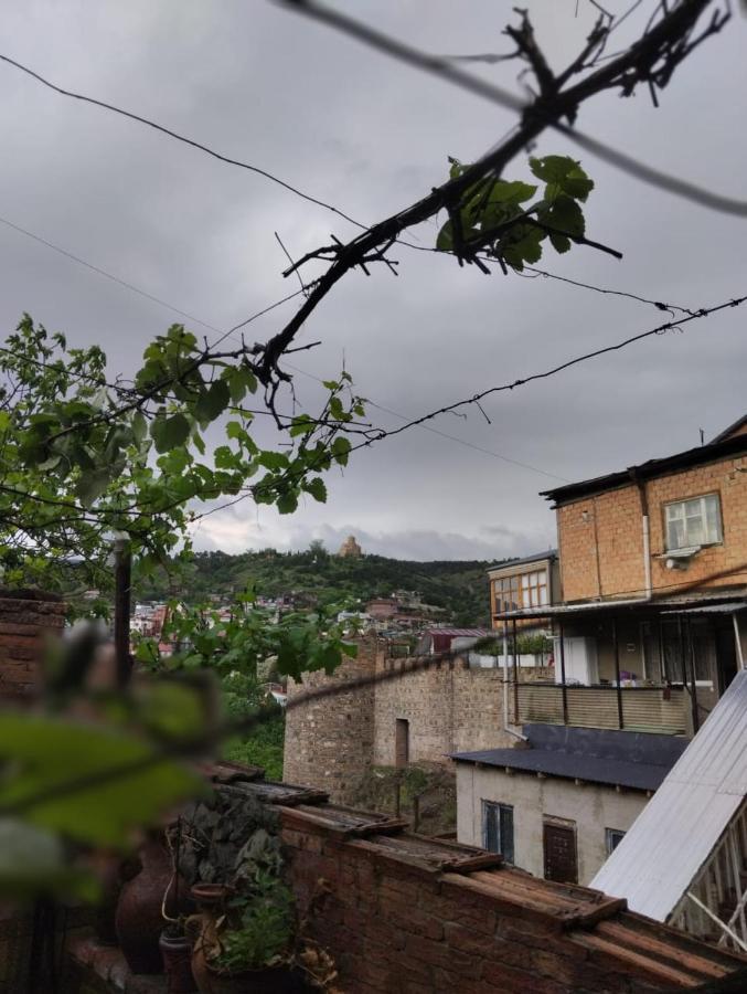 Beautiful Apartment In Old Tbilisi Bagian luar foto