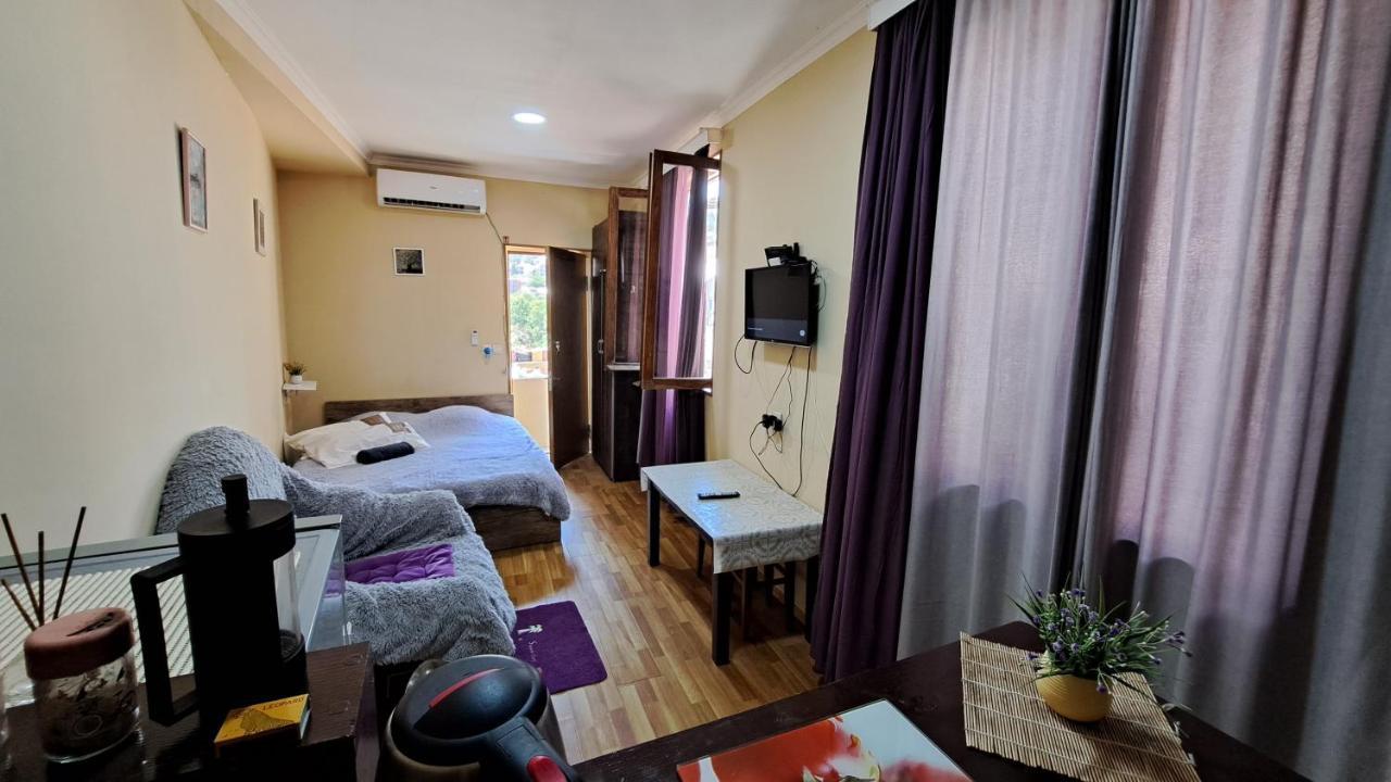 Beautiful Apartment In Old Tbilisi Bagian luar foto