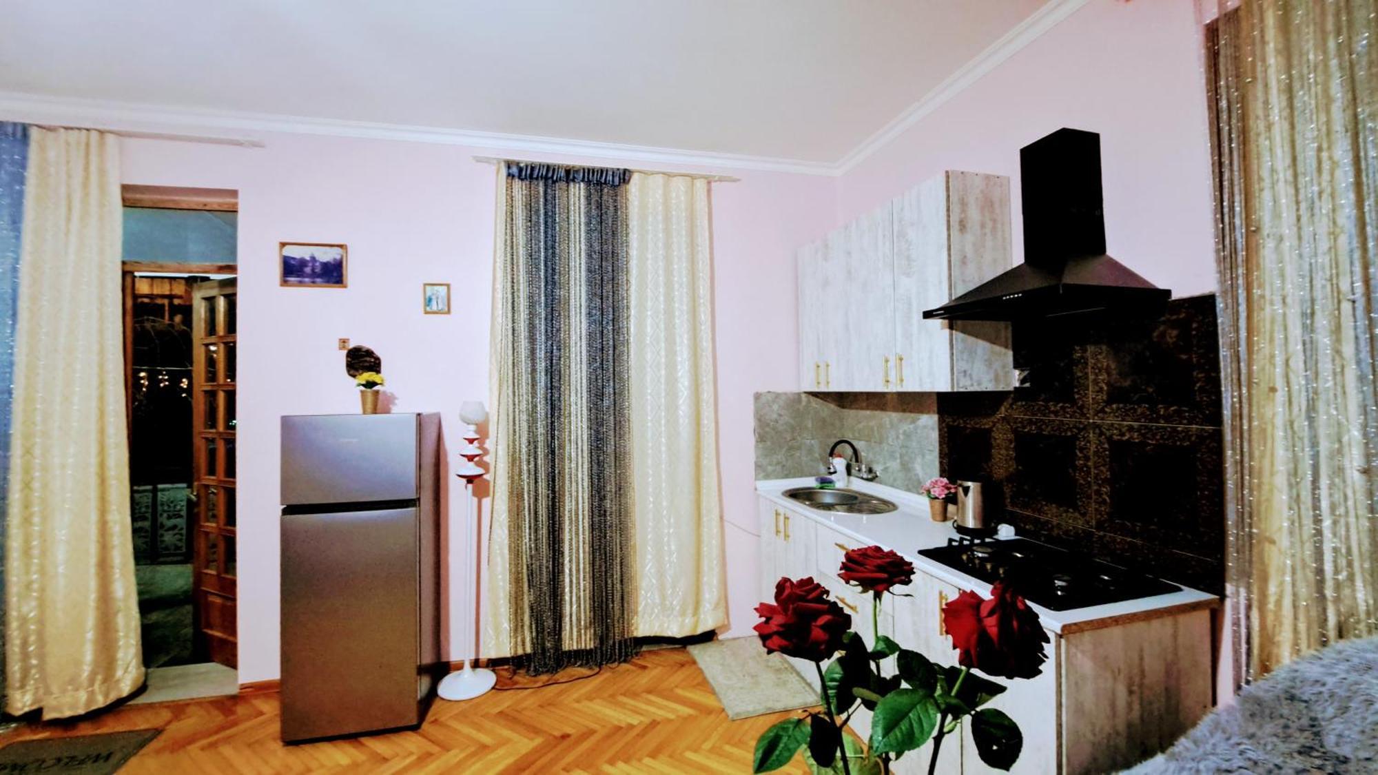 Beautiful Apartment In Old Tbilisi Bagian luar foto